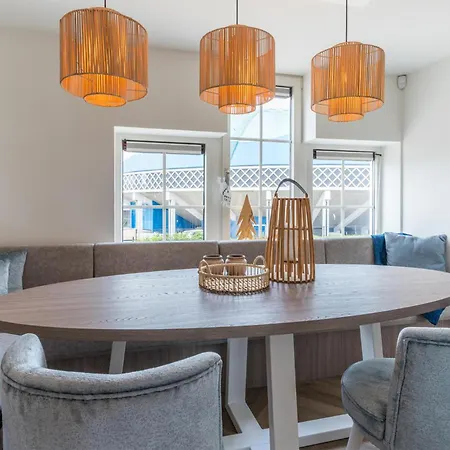 Lovely In With Kitchen *